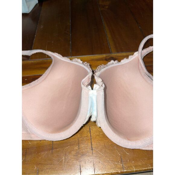 Victoria’s Secret Body By Victoria Lined Perfect Coverage Lace Bra Size 34C - Picture 6 of 9